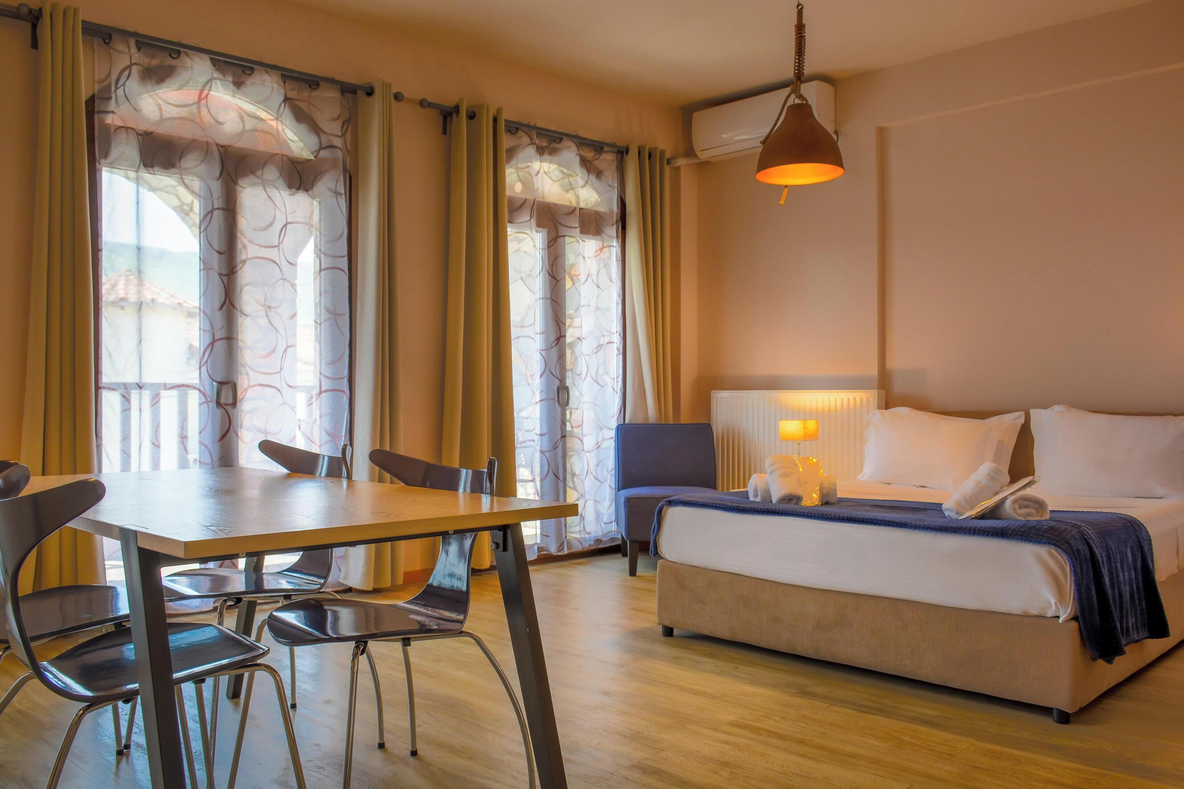 Deluxe-Suite (Street view)