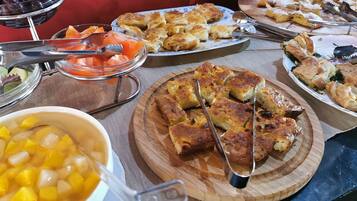 Desayuno continental incluido todos los días