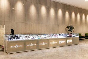 Gift shop - WesternLife Hotel (Iksan)
