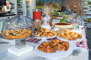 Dagelijks ontbijt met selfservice (toeslag)