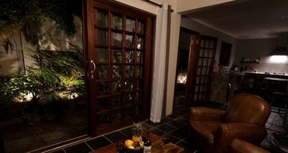 Villa La Mercy Guest Suite