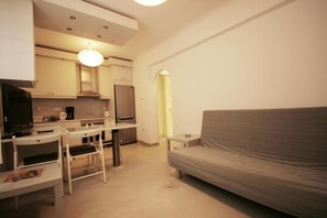 Tabla de planchar con plancha, cunas gratuitas y wifi gratis 