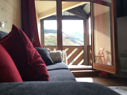 Val Thorens, ai piedi delle piste, ristrutturato e parcheggio incluso