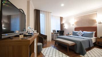 Literie de qualité supérieure, couette en duvet d'oie, minibar