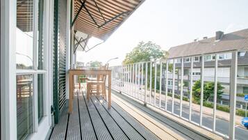 Biệt thự tiện nghi đơn giản, 3 phòng ngủ, quang cảnh thành phố (incl. cleaning fee) | Ban công