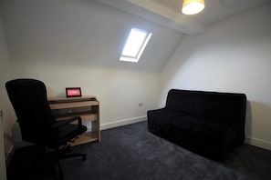 Exclusief appartement, 3 slaapkamers, niet-roken | 3 slaapkamers, individueel gedecoreerd, individueel gemeubileerd