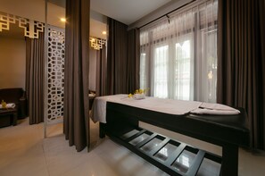 2 treatment rooms, manicures and pedicures - Hoian Nostalgia Hotel & Spa (Da Nang)