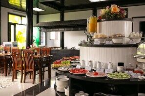 Breakfast, lunch and dinner served  - Hoian Nostalgia Hotel & Spa (Da Nang)