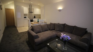 Exclusive Apartment, 1 Bedroom, Non Smoking | Private kitchen | Fridge, stovetop - Exquisite 1 Bed Apartment near Heathrow (Staines)