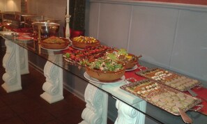 Free daily buffet breakfast - Am Glockenturm (Luechow)