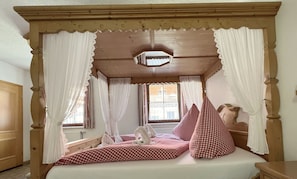 Exclusive Double Room, Ensuite | Interior - Hotel Sonnekalb (Naumburg)