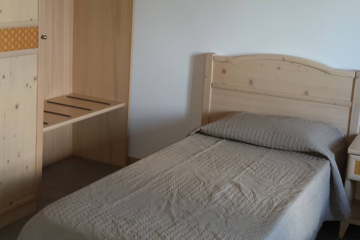 Chambre Standard avec lits jumeaux | Bureau, système d’insonorisation, lit d’appoint (supplément)