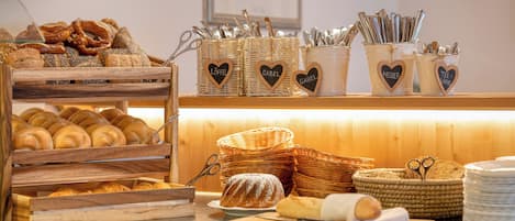 Tägliches inbegriffenes Frühstücksbuffet