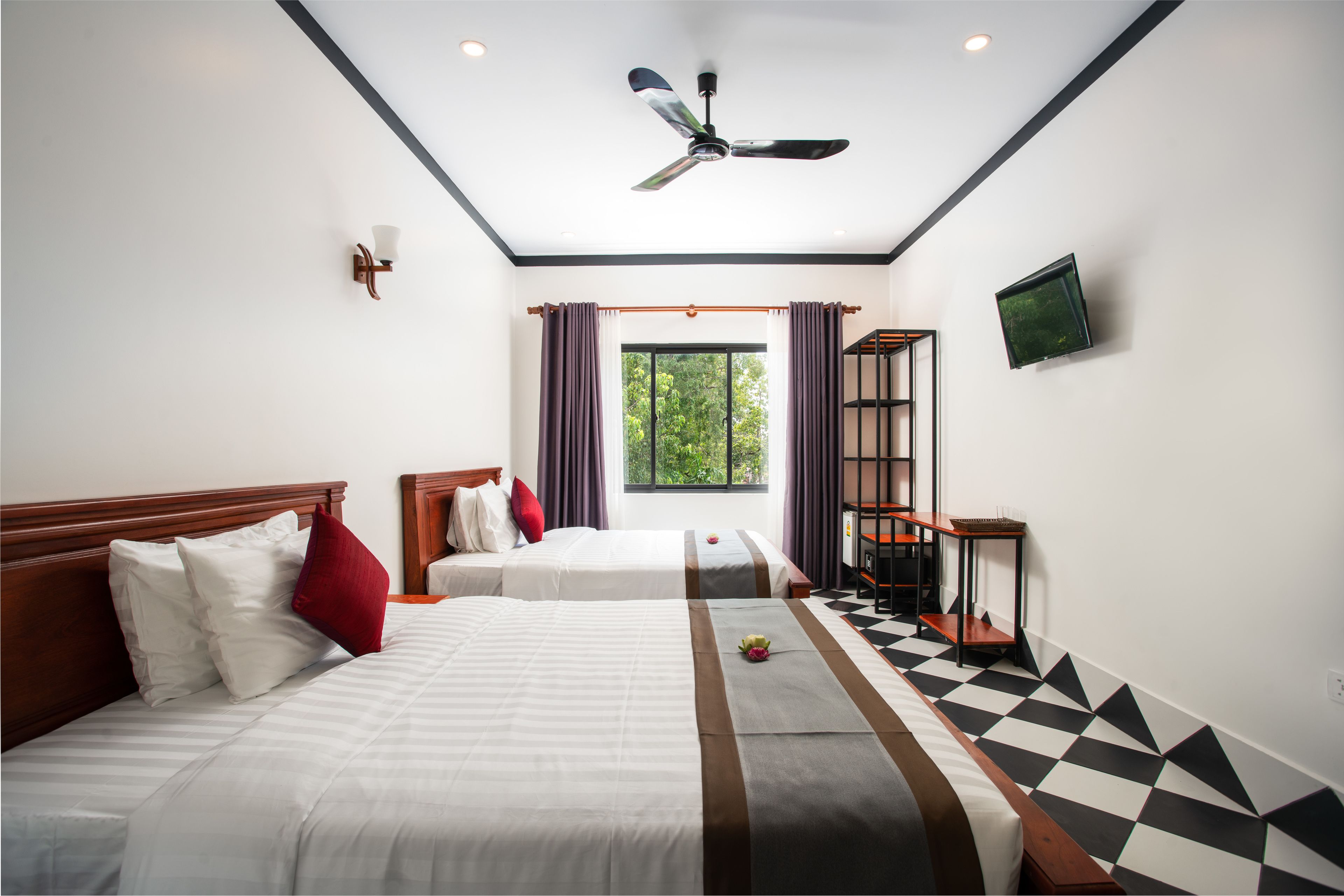 Deluxe Twin Room | Soundproofing, free WiFi, bed sheets