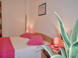 Appartement, 1 lit double et 1 canapé-lit