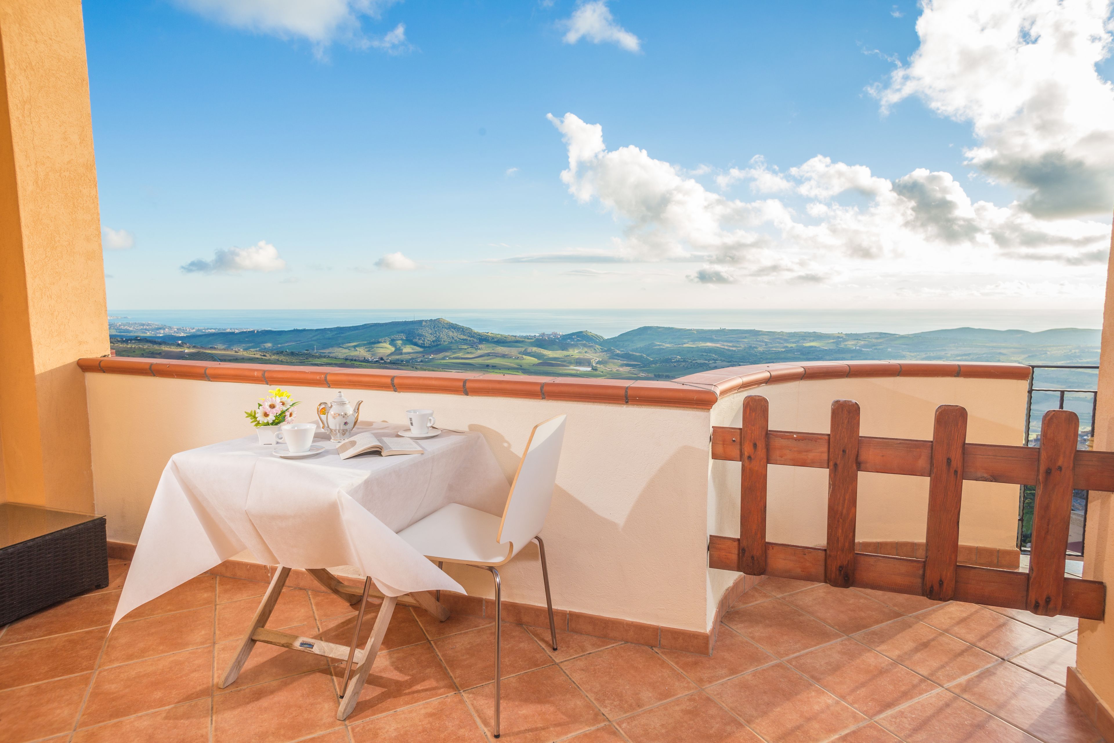 Chambre Double Confort, vue mer | Vue depuis le balcon