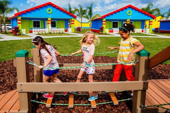 Children’s play area – outdoor