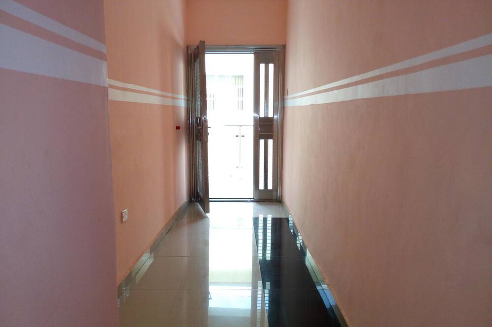 Link Majestic B2 Suites and Hotel
