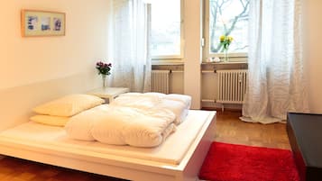 In-room safe, individually decorated, desk, free WiFi