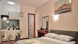 Unclassified image, 5 of 62, button - Apartments Bastovanovic (Rovinj)