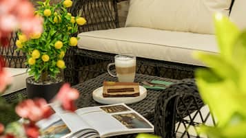 Suite Deluxe, 1 cama King size, en el área del jardín | Terraza o patio