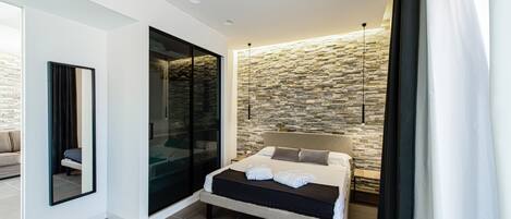 1 chambre, coffres-forts dans les chambres, bureau