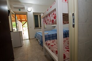 Free WiFi, bed sheets - Case Vacanze Mare Grande (Tropea)
