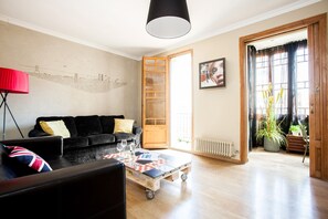 Televisie, boeken en een stereo