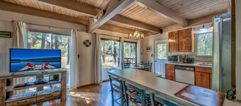 1625a Atroari 3 Bedroom Chalet by RedAwning