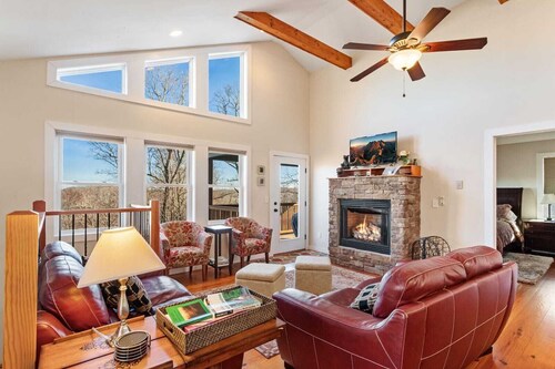 Mountain Chalet Next to Slopes