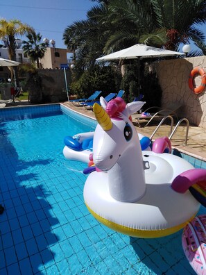 Outdoor pool - Lovely large 7 bedroom villa in coral bay center -very private-very quiet  (Coral Bay)