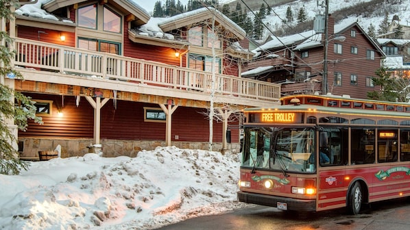 Talo, 3 makuuhuonetta | Ulkopuoli