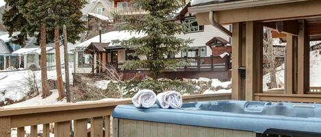 Hus - 3 sovrum | Privat bubbelpool