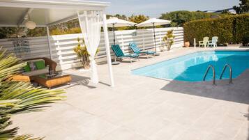 Family Villa, 3 Bedrooms | Terrace/patio
