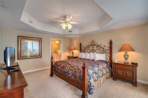 3 bedrooms, free wired internet, bed sheets - Royale Palms 2307 (Myrtle Beach)