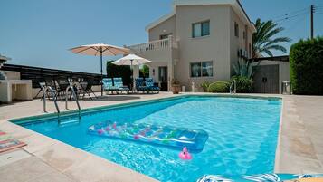Piscina all'aperto