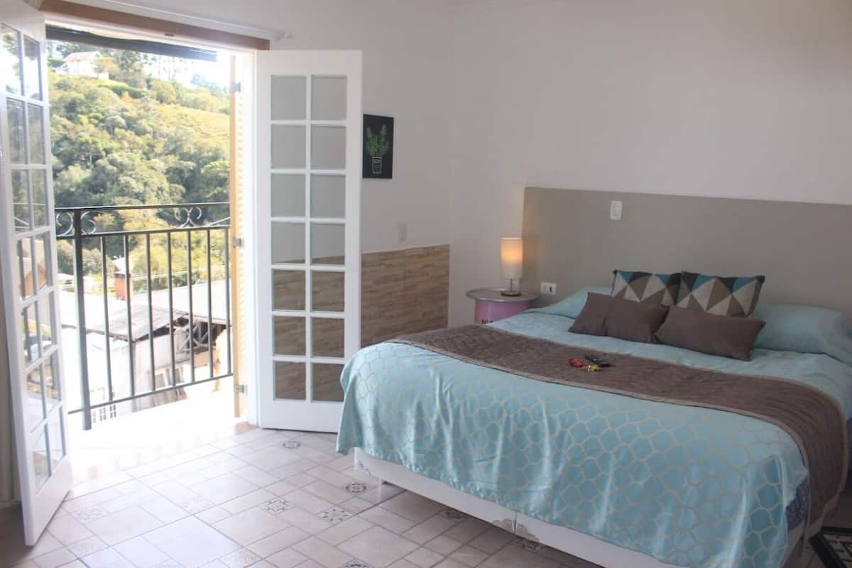 Ropa de cama hipoalergénica, cubrecamas y cortinas blackout