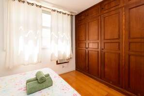 Apartamento, várias camas, para não fumantes | Wi-Fi de cortesia, roupa de cama