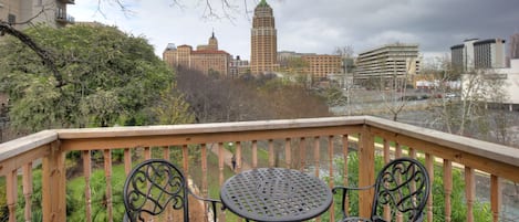 Honeymoon Penthouse, 1 King Bed, Non Smoking | Balcony view