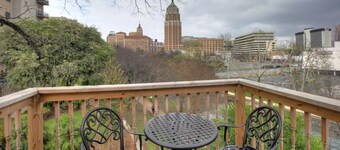 Inn on the Riverwalk