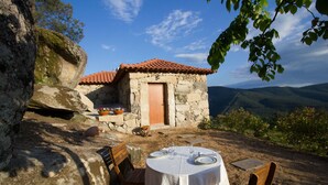 House, 1 Bedroom (Casa do Penedo) | Terrace/patio - Quinta Da Baldieira (Mondim de Basto)
