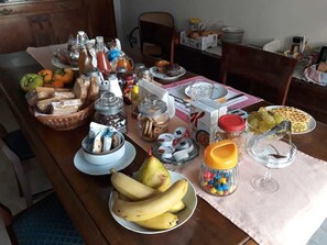 Free daily local cuisine breakfast  - Le Stanze di Bruno (Pescara)