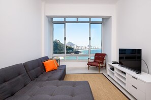 Apartment, Non Smoking | Living room | LED TV - Omar do Rio - Apartamento V403 (Rio de Janeiro)