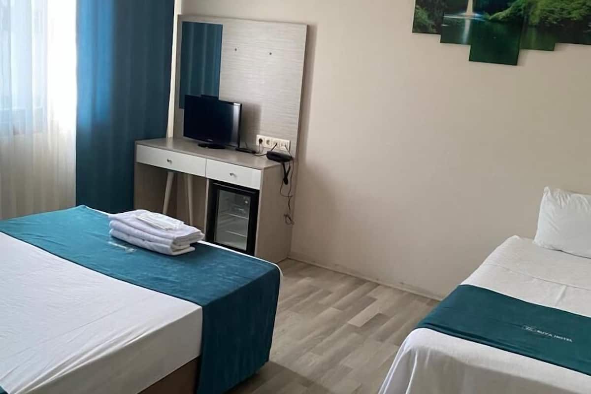 minibar, desk, blackout curtains, soundproofing