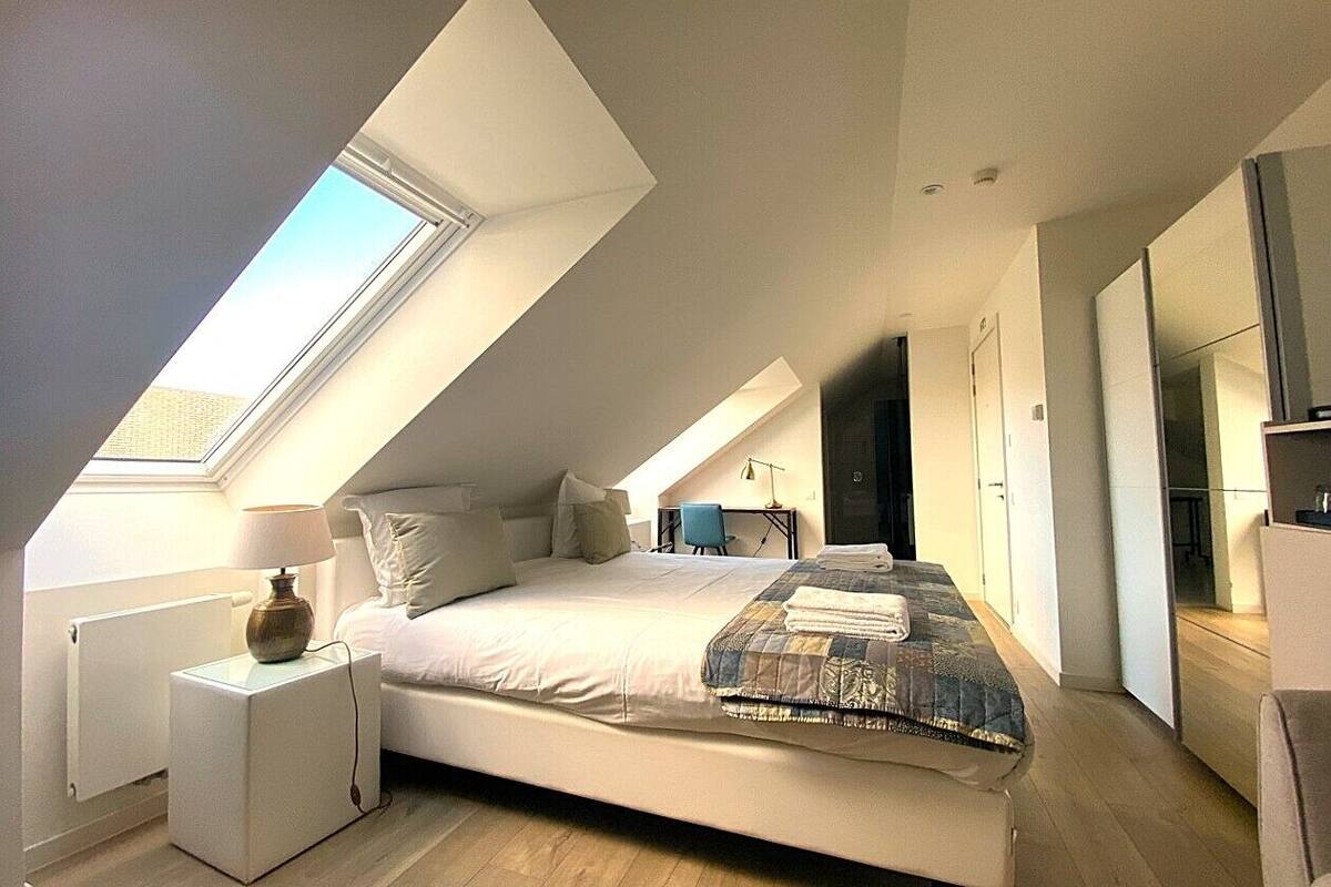 comfort double attic room | 2 bedrooms, minibar, in-room safe, individually furnished