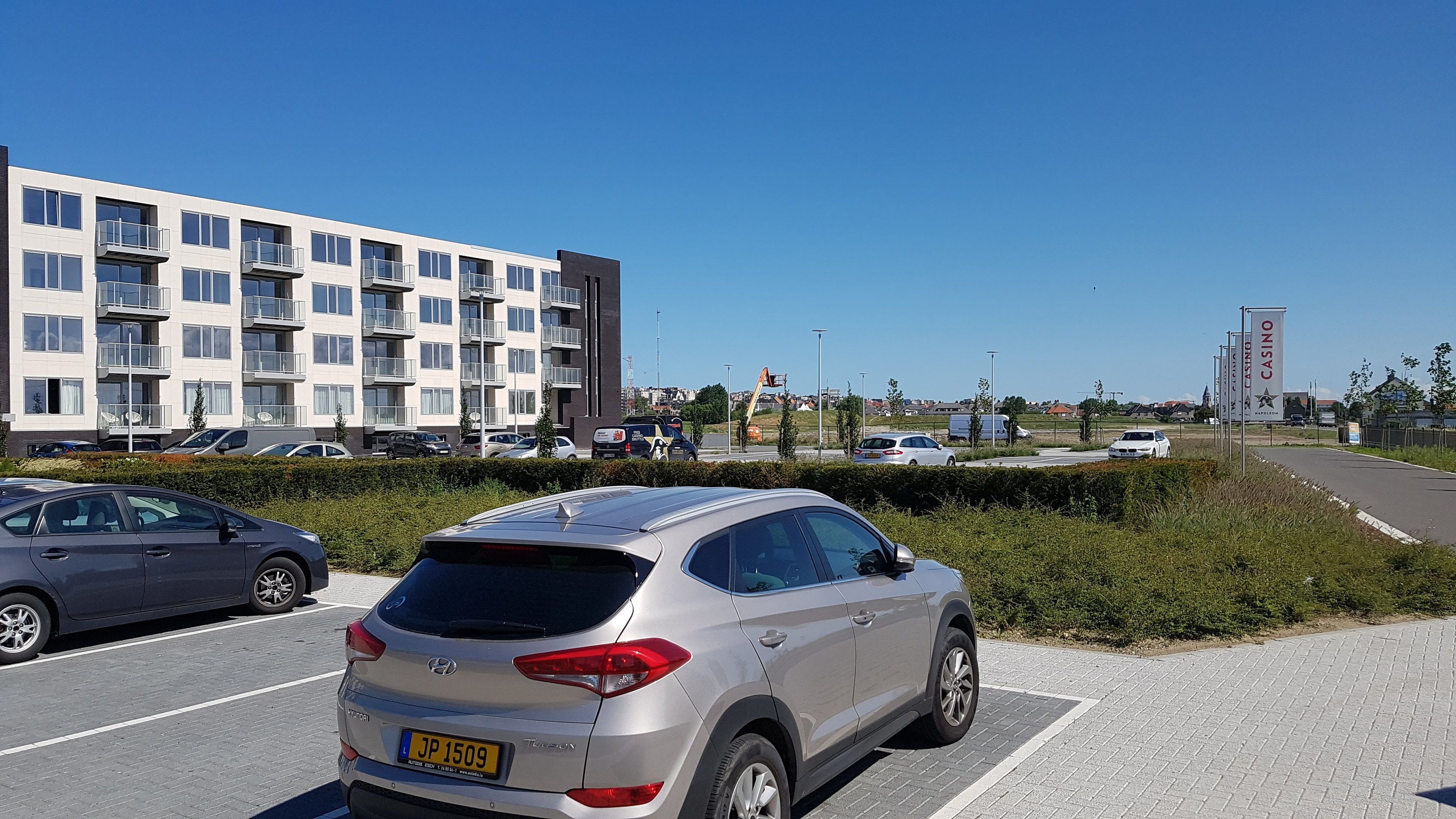 self-parking (surcharge) 5 per night