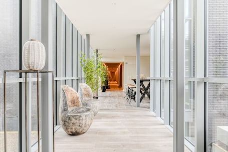 Corredor. Hotel Acropolis