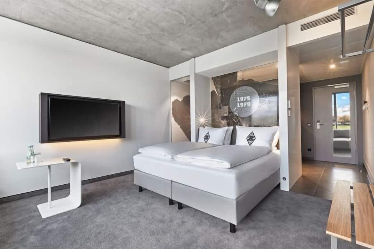 Allergikerbettwaren, Daunenbettdecken, schallisolierte Zimmer