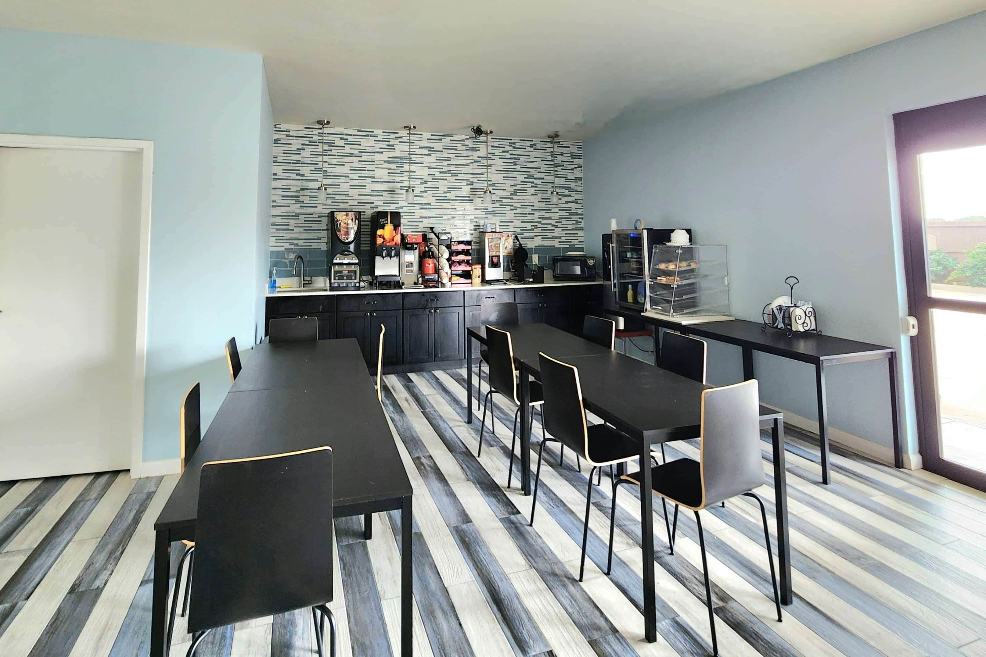 free daily on-the-go breakfast