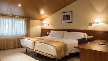 In-room safe, desk, blackout curtains, free WiFi